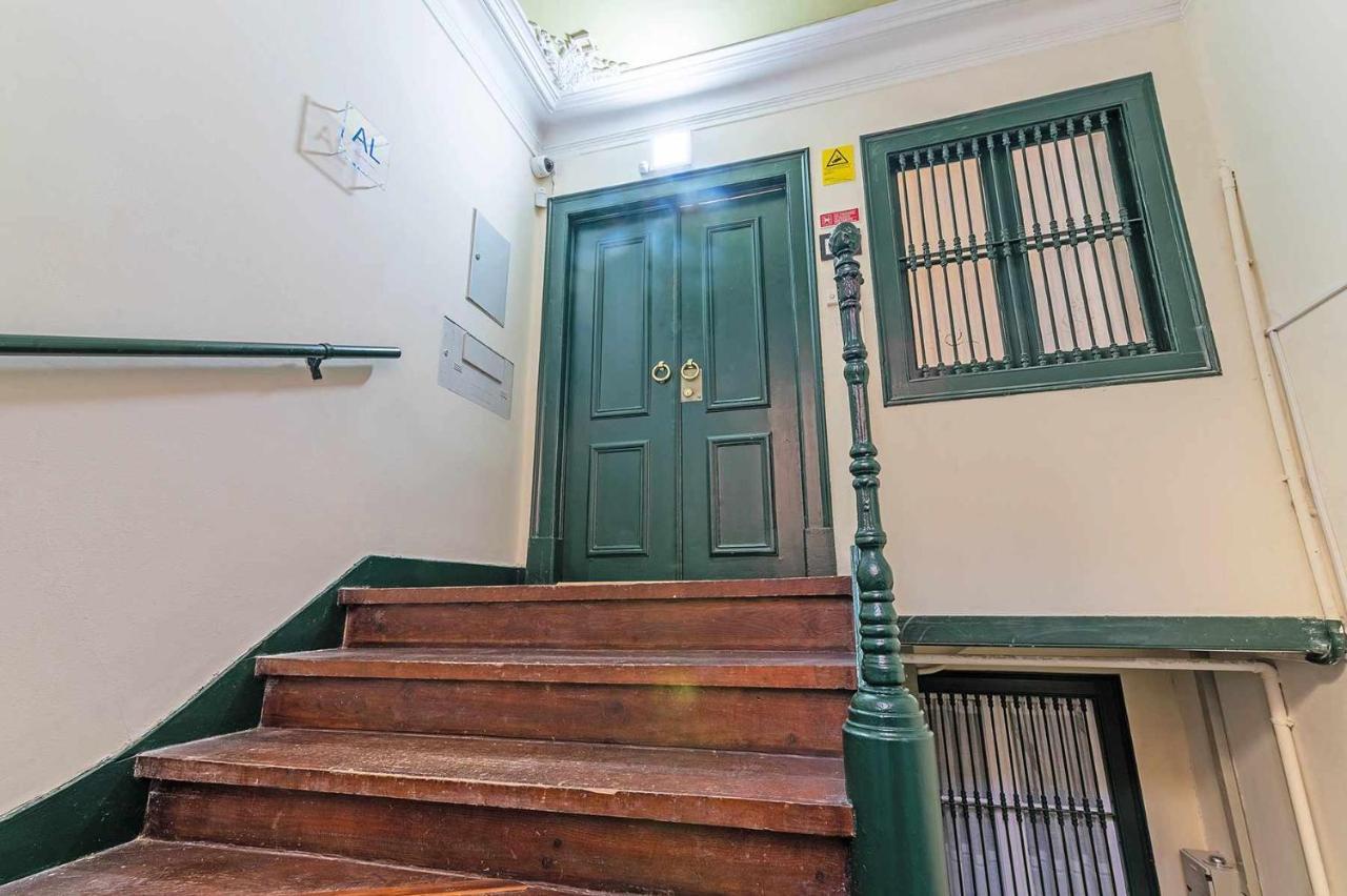 Bairro Alto Palace Special For Groups Up To 24 Guests 리스본 외부 사진